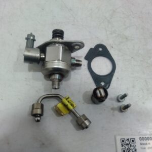 2010 HOLDEN COMMODORE FUEL PUMP