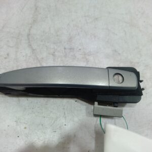 2013 HOLDEN CAPTIVA DOOR HANDLE