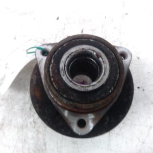 2009 HOLDEN CAPTIVA RIGHT FRONT HUB ASSEMBLY