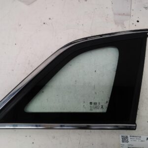 2015 HOLDEN CAPTIVA RIGHT REAR SIDE GLASS