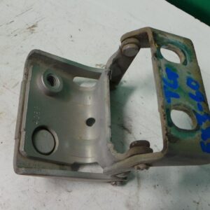 2004 FORD EXPLORER DOOR HINGE RUNNER