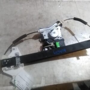 2013 HOLDEN CAPTIVA LEFT FRONT WINDOW REGULATOR MOTOR