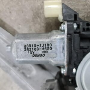 2014 HYUNDAI I20 RIGHT REAR WINDOW REG MOTOR