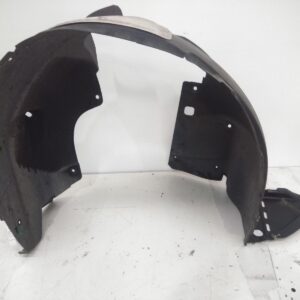 2016 HOLDEN TRAX RIGHT GUARD LINER