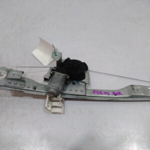 2012 FORD FALCON RIGHT REAR WINDOW REG MOTOR