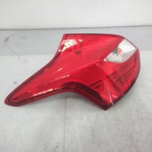 2014 FORD FOCUS LEFT TAILLIGHT