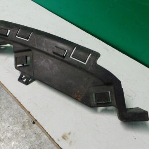 2010 HOLDEN COMMODORE MISC BRACKET