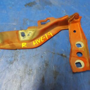 2007 HOLDEN COMMODORE BONNET HINGE STRUT