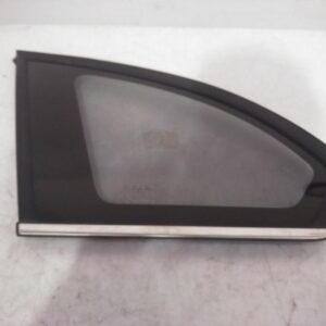 2012 HOLDEN CAPTIVA LEFT REAR SIDE GLASS