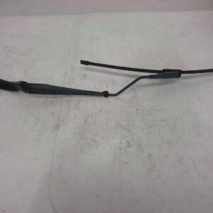 2012 HOLDEN COMMODORE WIPER ARM