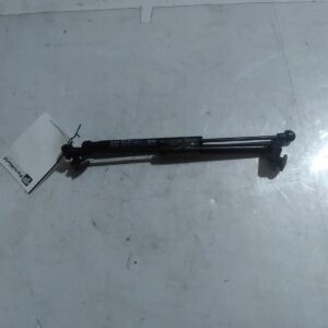 2010 HOLDEN CAPTIVA HATCH STRUT