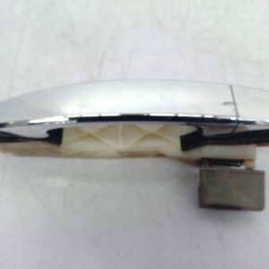 2010 HOLDEN CAPTIVA DOOR HANDLE