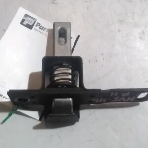 2010 HOLDEN COMMODORE DOOR BOOT GATE LOCK