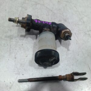 2006 FORD COURIER CLUTCH MASTER CYLINDER