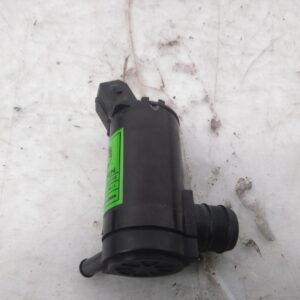 2012 HOLDEN COMMODORE WASHER BOTTLE