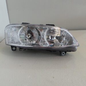 2010 HOLDEN COMMODORE RIGHT HEADLAMP