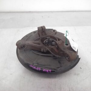 2014 HOLDEN TRAX RIGHT FRONT HUB ASSEMBLY