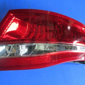 2010 FORD FALCON RIGHT TAILLIGHT