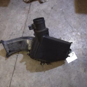 2009 HOLDEN COMMODORE AIR CLEANER BOX