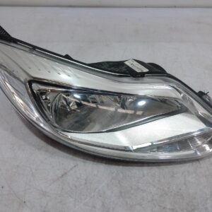 2013 FORD FOCUS RIGHT HEADLAMP