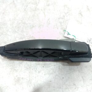 2013 HOLDEN CAPTIVA DOOR HANDLE