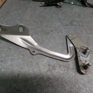 2009 FORD FOCUS BONNET HINGE STRUT