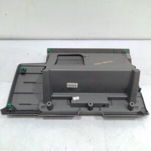 2013 HOLDEN COLORADO GLOVE BOX