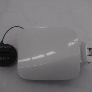 2011 HYUNDAI ILOAD FUEL DOOR FILLER