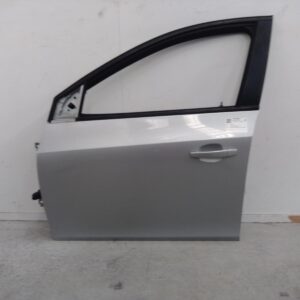 2010 HOLDEN CRUZE LEFT FRONT DOOR