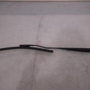 2017 HOLDEN TRAILBLAZER WIPER ARM