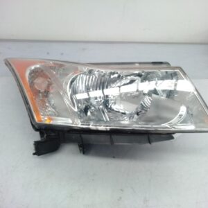 2013 HOLDEN CRUZE RIGHT HEADLAMP