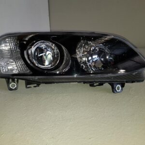 2010 HOLDEN COMMODORE RIGHT HEADLAMP