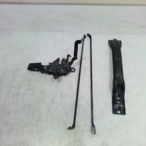 2013 HOLDEN COLORADO BONNET LOCK SUPPORT