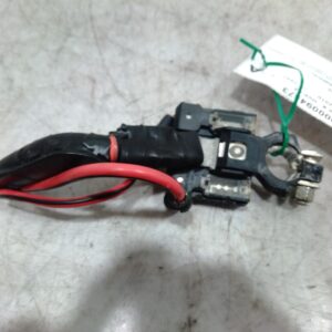 2010 HOLDEN COMMODORE BATTERY TERMINAL