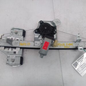 2016 HOLDEN COMMODORE RIGHT REAR WINDOW REG MOTOR