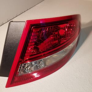 2008 FORD FALCON RIGHT TAILLIGHT