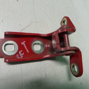 2012 HOLDEN CRUZE DOOR HINGE RUNNER