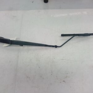 2011 HOLDEN COMMODORE WIPER ARM