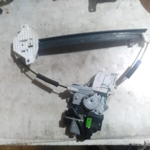 2015 HOLDEN CAPTIVA LEFT FRONT WINDOW REGULATOR MOTOR