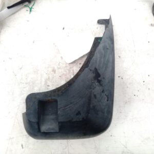 2015 HOLDEN CAPTIVA MUD FLAP