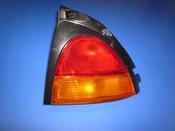 1995 FORD LASER RIGHT TAILLIGHT