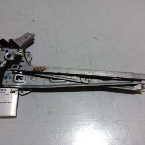 2013 HOLDEN COLORADO LEFT FRONT WINDOW REGULATOR MOTOR