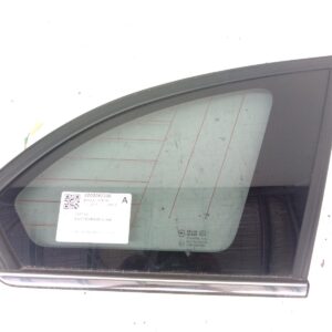 2011 HOLDEN CAPTIVA RIGHT REAR SIDE GLASS