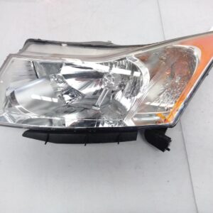 2015 HOLDEN CRUZE LEFT HEADLAMP