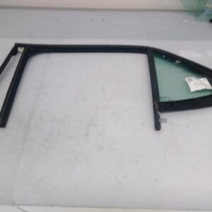 2020 HOLDEN EQUINOX LEFT REAR QUARTER (1/4) DOOR GLASS