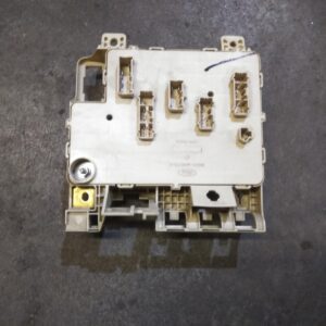 2008 FORD FALCON FUSE BOX