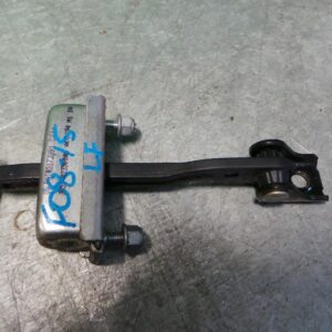 2009 FORD FOCUS DOOR HINGE RUNNER