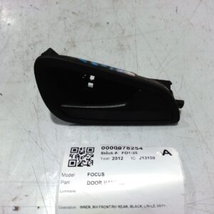 2012 FORD FOCUS DOOR HANDLE