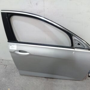 2020 HOLDEN COMMODORE RIGHT FRONT DOOR