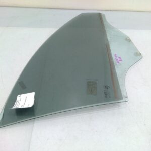 2013 HOLDEN CAPTIVA RIGHT FRONT DOOR WINDOW